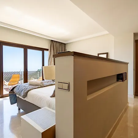 Luxury Modern 5br - Infinity Pool & Panoramic Sea Views