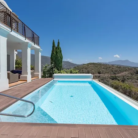 Villa Luxury Modern 5br - Infinity Pool & Panoramic Sea Views Benahavís