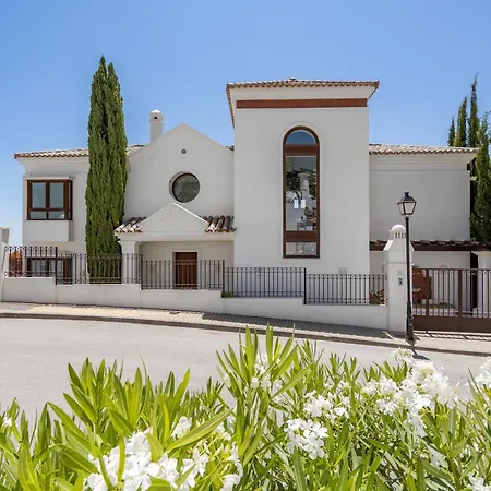 Luxury Modern 5br - Infinity Pool & Panoramic Sea Views Villa Benahavís