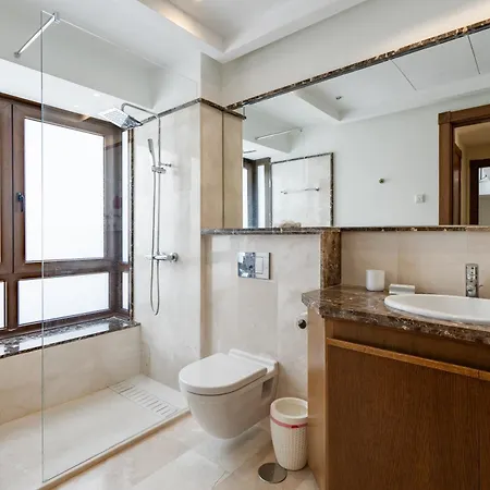 Luxury Modern 5br - Infinity Pool & Panoramic Sea Views *