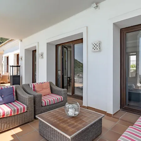 Luxury Modern 5br - Infinity Pool & Panoramic Sea Views Villa Benahavís
