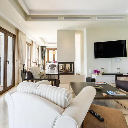 Villa Luxury Modern 5br - Infinity Pool & Panoramic Sea Views Benahavís